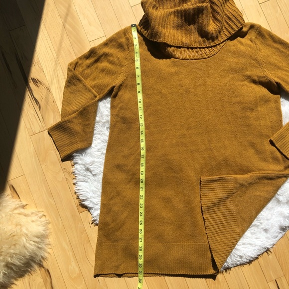 🔴SOLD🔴H&M Chestnut Sweater Dress - Picture 5 of 6